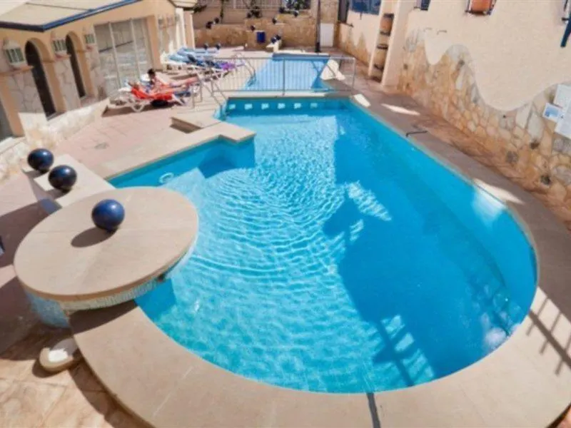 Appartamento Atzaro Playa d'en Bossa 0*,